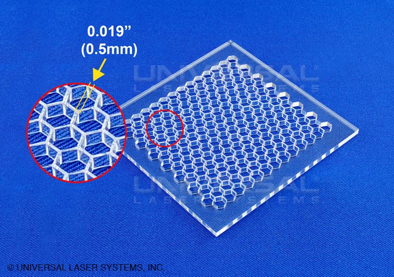 Acryl, Laserschneiden einer komplexen Wabenstruktur